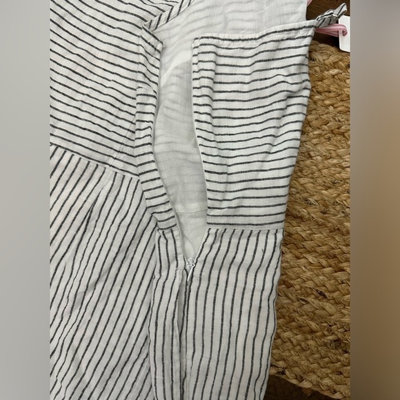 NWT Vineyard Vines Jet Striped Linen Romper  size 8 - Picture 4 of 5